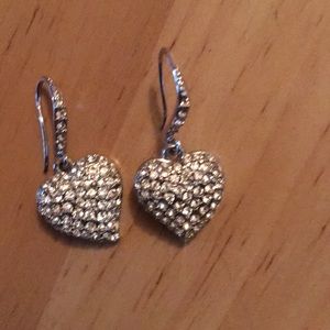 Beautiful Carolee Crystal earring